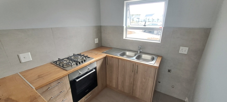2 Bedroom Property for Sale in Laguna Hills Western Cape